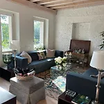 Zuani Casa Фермерский дом *